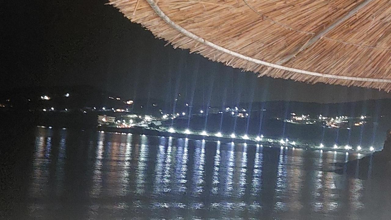 Pallas Seaside 1 Athena Bagian luar foto
