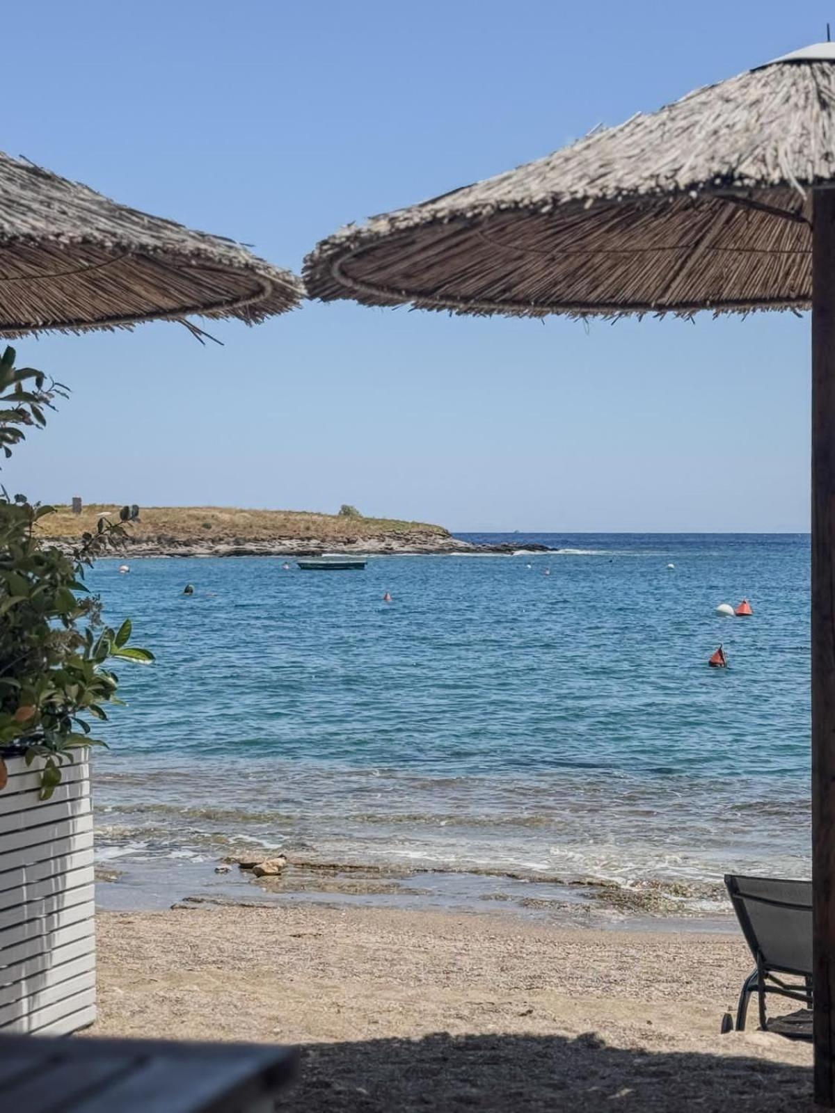 Pallas Seaside 1 Athena Bagian luar foto